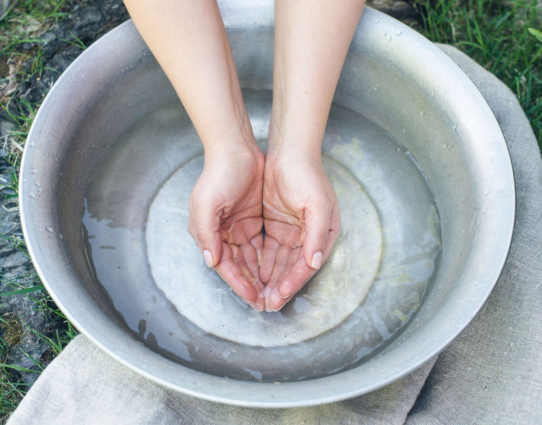 Ihonhoito itsehoitona – lempeä rutiini ihon ja mielen hyvinvointiin