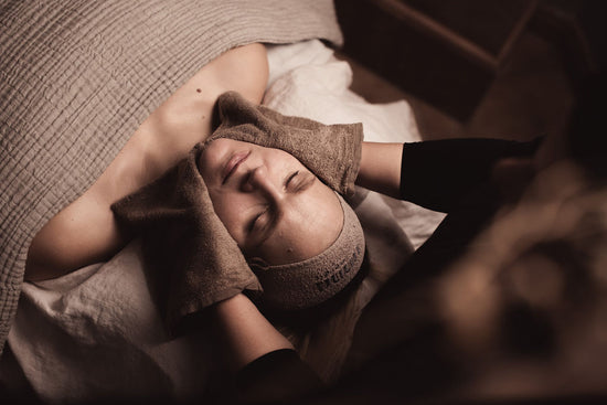 Pure Glow  -  Nuorten Kasvohoito 45 min  /  Räätälöity kasvohoito alle 18v